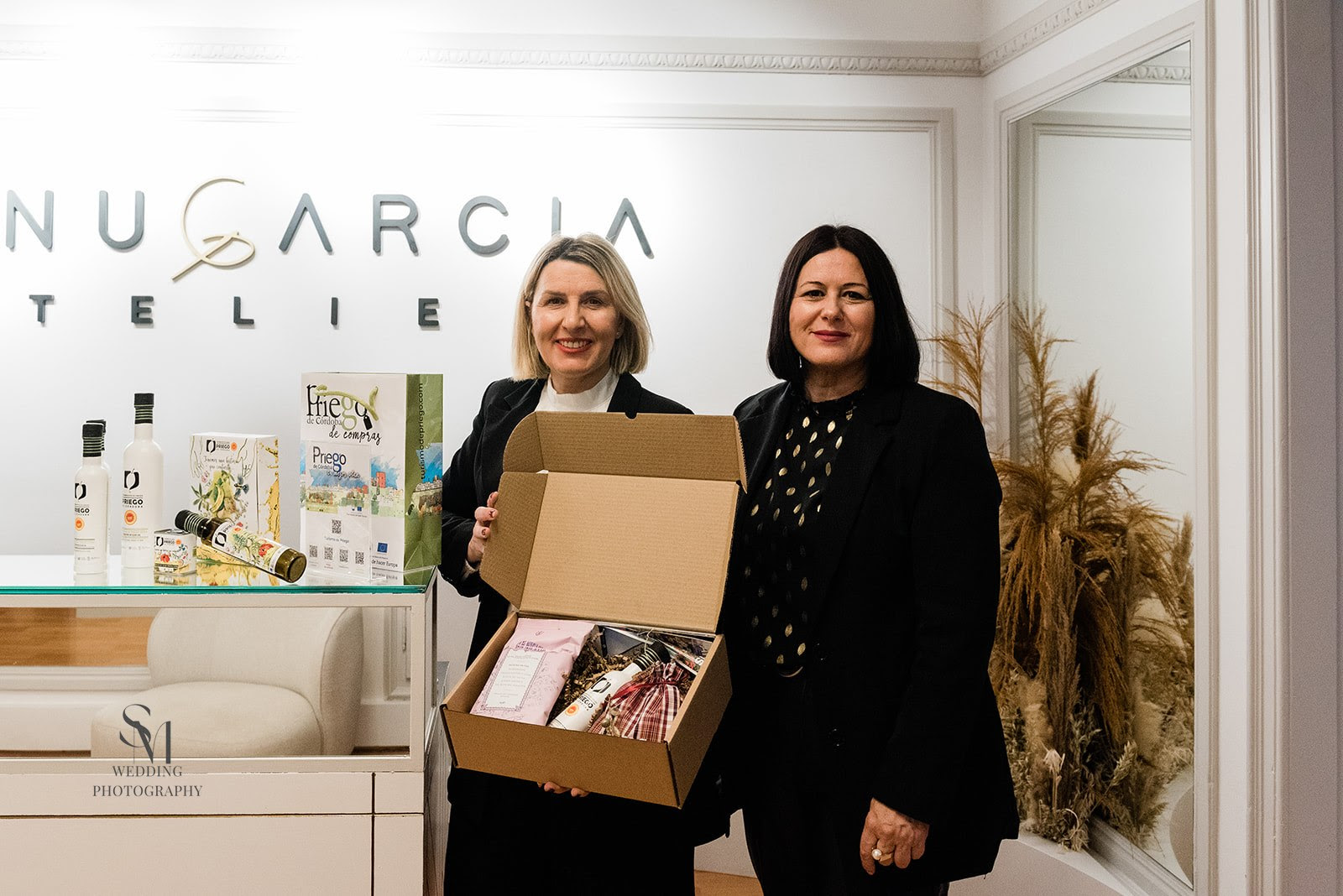 VISTE TU MESA DE ORO EN NAVIDAD