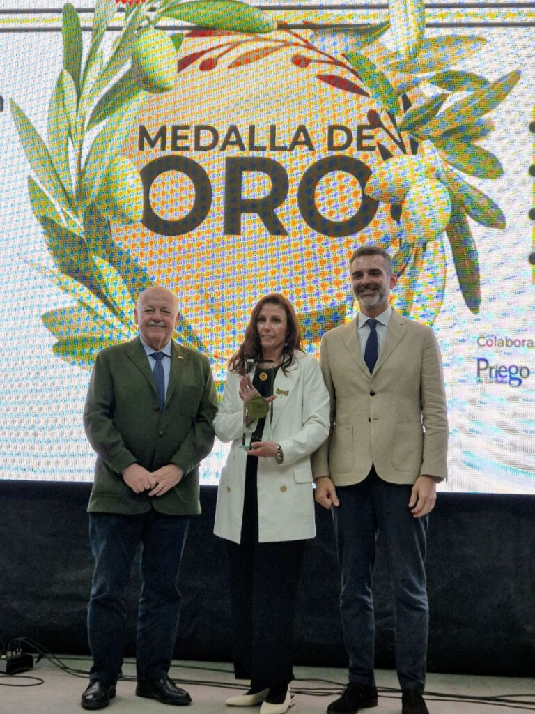 MEDALLA ORO - D3OLIVO BIOTECHNOLOGY, S.L.